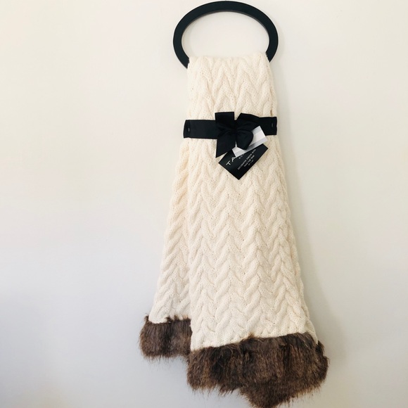 Tahari Bedding Tahari Ivory Chunky Cable Faux Fur Throw Blanket